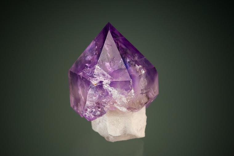 QUARTZ  var. Amethyst